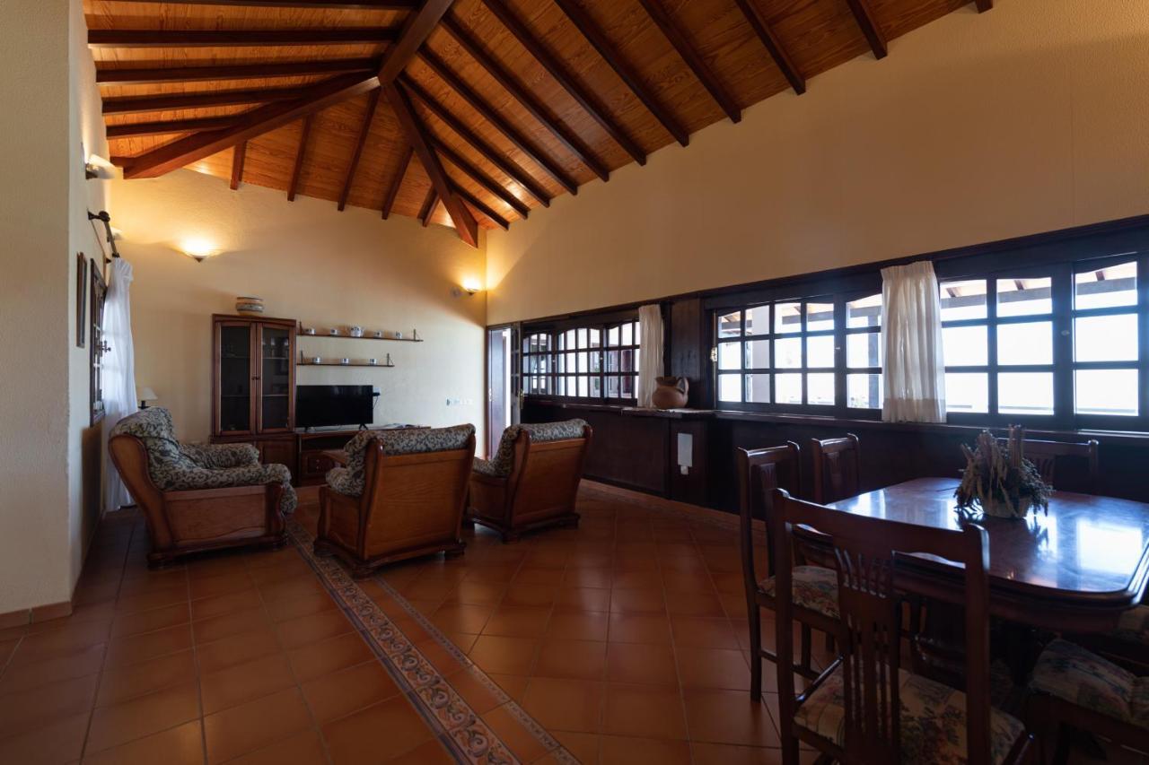 Homeforguest Villa Lobos Con Piscina Privadaカレタ・デ・フステ エクステリア 写真